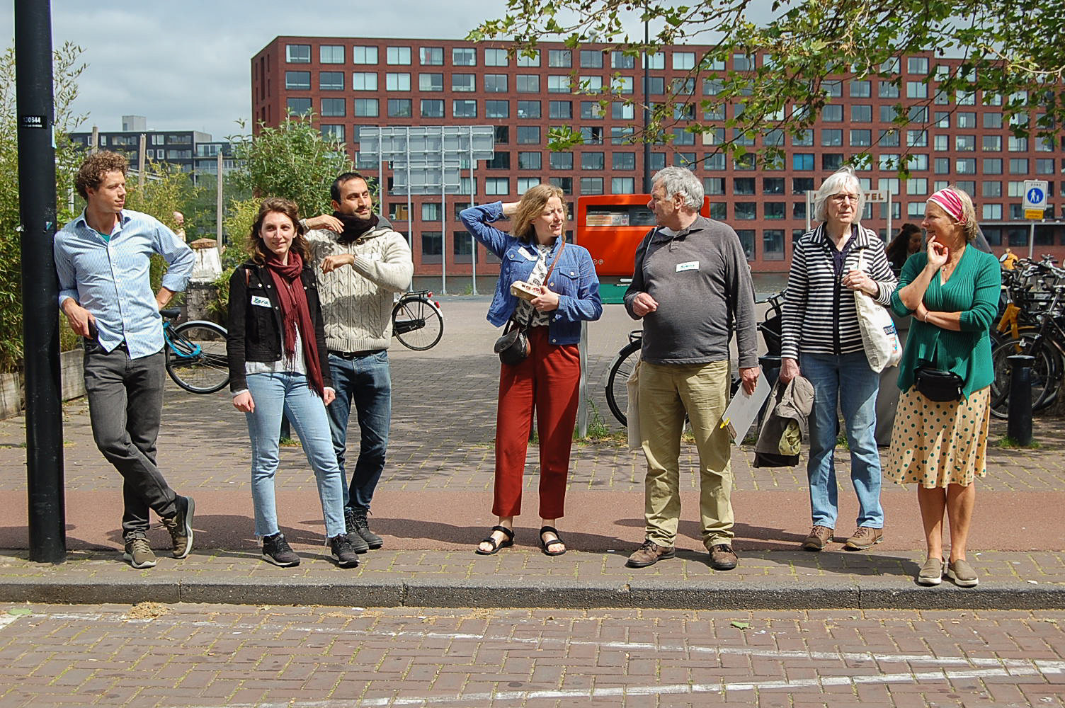 Buurtgids 7 buren op een rij